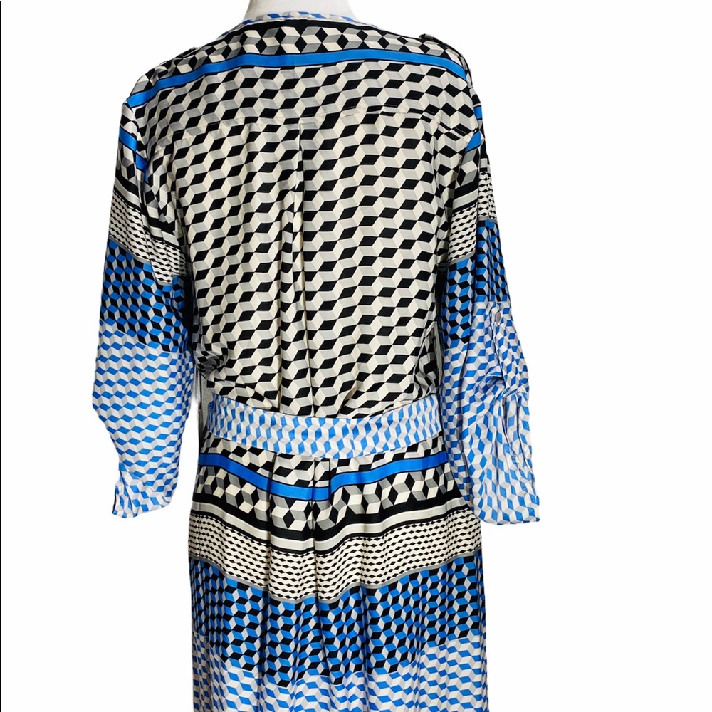 NWT**Gorgeous Belted Shirt Dress**Small - Picture 10 of 11
